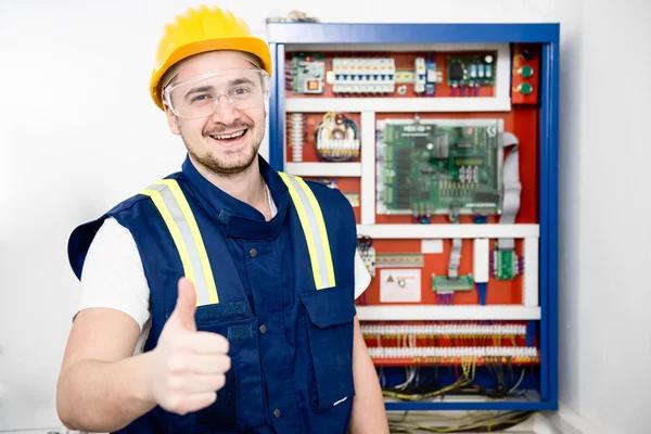 Need Emergency Electrician Services Call the Experts Now