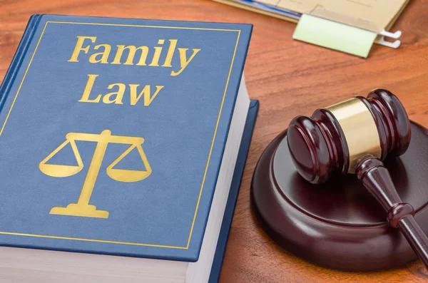 When Should You Contact a Family Lawyer?